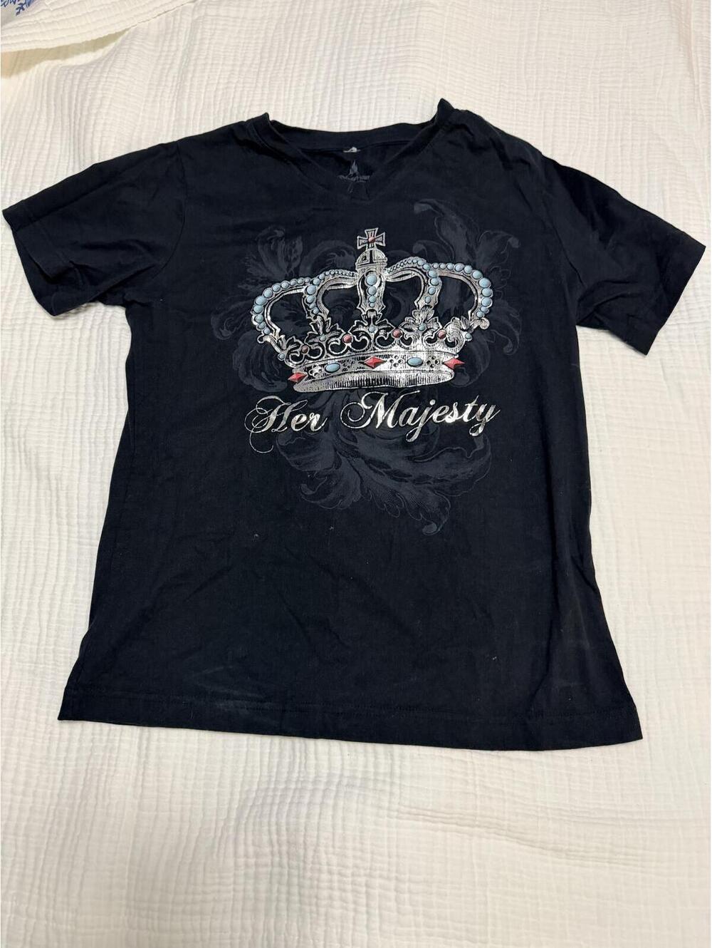 Disney Parks Her Majesty Black Graphic T-Shirt Size M